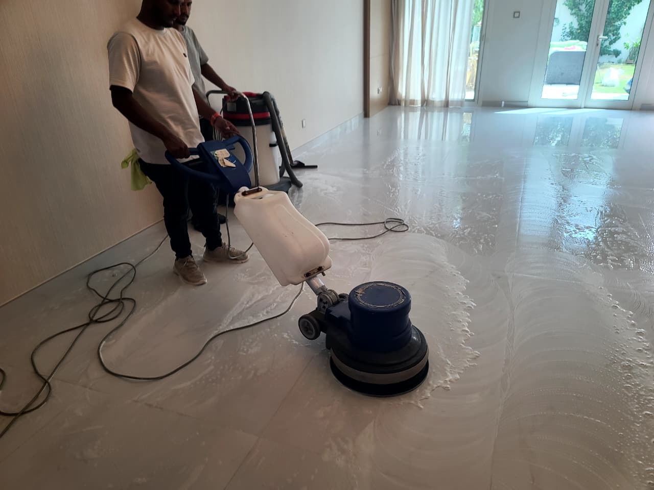 Floor deep cleaning before